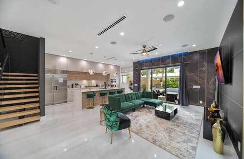 Victoria Park House | Las Olas Elements Home with Pool and Spa Near the Beach