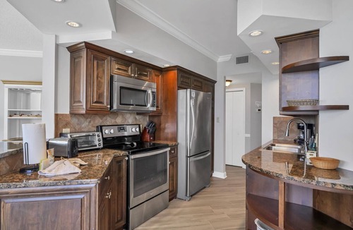 Miramar Beach Condo | LAST MINUTE SALE Free Beach Service | Gulf View | Pools, Hot Tub | Sleeps 10
