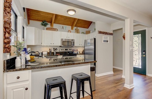 Big Canoe House | Laughing Fox - Treehouse Vibes, Firelit Moments, Movie Nights, Golf & Trails