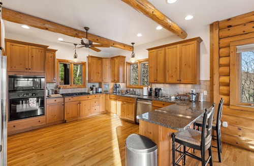 Sapphire House | Laurel Hill - Beautiful Log Home w Mtn Views in Sapphire NC