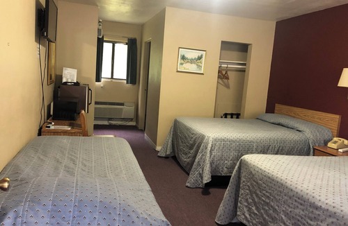 Maggie Valley Hotel | Laurel Park Inn