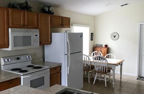 Florida Pines Apartment | Laurel Ridge Condo