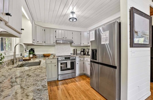 My Mountain Cabin | Laurel Ridge Retreat - Hot Tub - Wood-burning Fireplace - Fire Pit