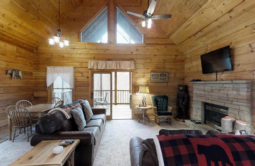 Sevierville House | Lazy Bear Cabin Cabin