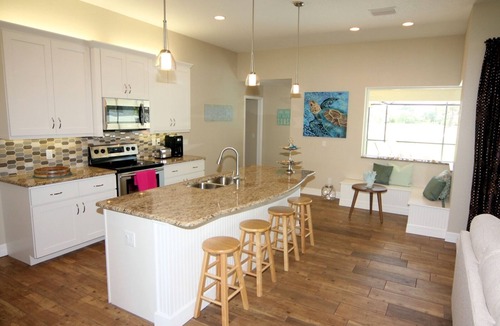 White Marsh House | Lazy Gator | Pool | Ping Pong Table | Bikes