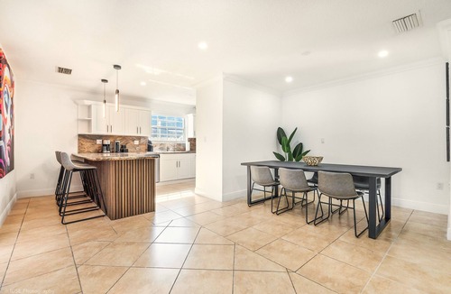 Westchester House | Le Femme Paradise/Heated Pool/Game Room! n