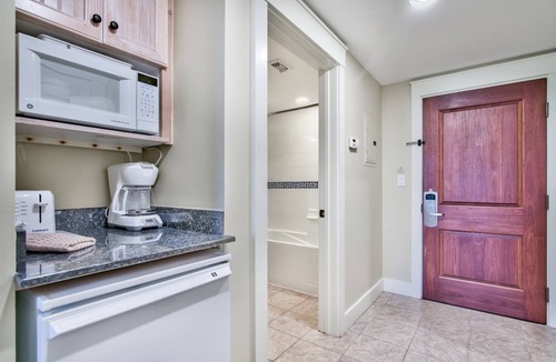 Baytowne Wharf Apartment | Leah’s Sunset Dreams Studio