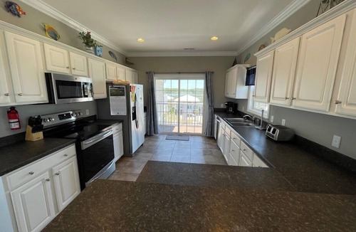 Garden City House | Lefty's LegaSea - Walk to Beach in Garden City Beach