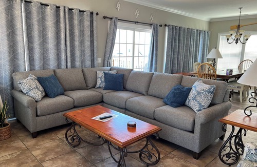 Garden City House | Lefty's LegaSea - Walk to Beach in Garden City Beach