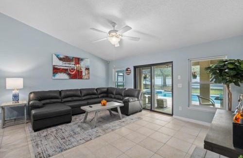 Legacy Park Villa | Legacy Park Villa- 5BR, Pool, Spa & Near Disney villa