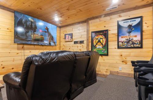 Black Bear Falls House | Legends Pool Lodge #450