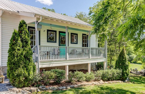 Leipers Fork House | Leiper's Fork Inn: Most Iconic Vacation Rental in Leiper's