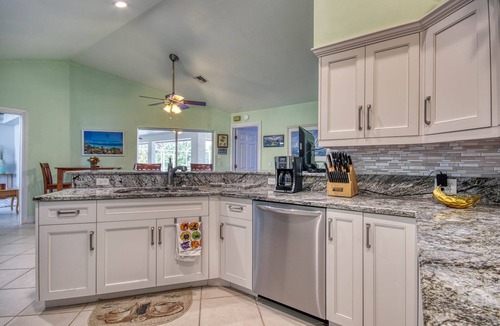 Lely Golf Estates House | Lely Country Club 3/2 WITH HEATED POOL HOME- pets welcome APRIL 2025 LEFT