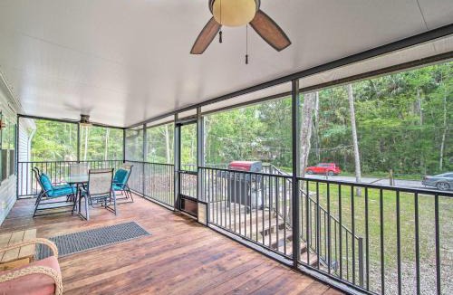 Homosassa House | Less Than 2 Mi to River Home with Fire Pit in Homosassa