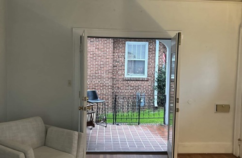 Midtown House | Less than 5miles from the Masters and within a mile of elegant dining