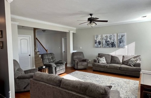 Evans House | Let us welcome you to our beautiful 4 br/4.5ba home FORE Masters week!