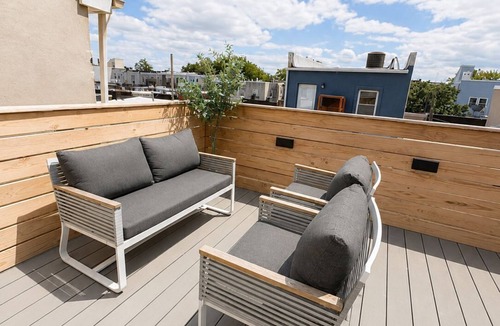Graduate Hospital Apartment | Lg 2 BDR | Deck | Hosted By Stay Rafa