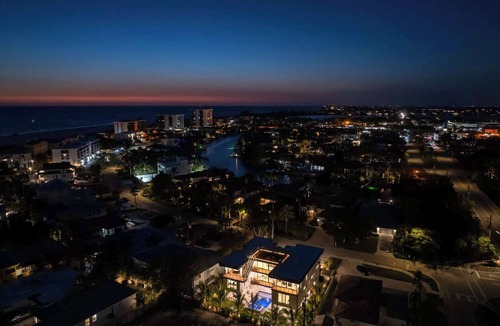 Sarasota House | Lido Luxe Estate: Rental with Pool & Rooftop Deck