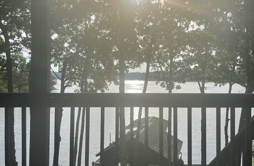 Seneca Cabin | Life is Better at the Lake! Waterfront cabin on Lake Keowee