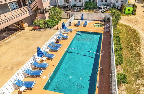 Garden City Condo | "Life's a Beach" 1 block from beach, pier and inlet boardwalk.