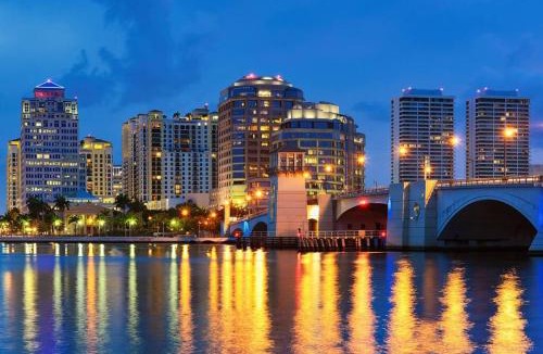 South Palm Park Neighborhood Association House | Life's a Beach
