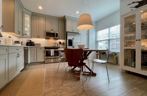Rehoboth Beach House | Light, Airy, Modern! Weekly Parking Pass, Linens, Bikes & More Included!