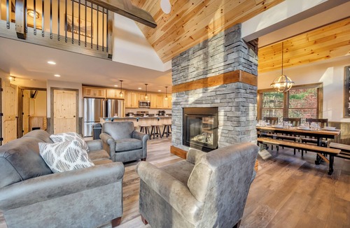 Lake Harmony Estates Ski Chalet | Light My Fire by PMR, 8BR New Luxury Home, Sauna, Elevator, Sleeps 27
