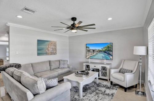 Lighthouse Point House | Lighthouse Point Oasis w Pool and Hot Tub Near Beach