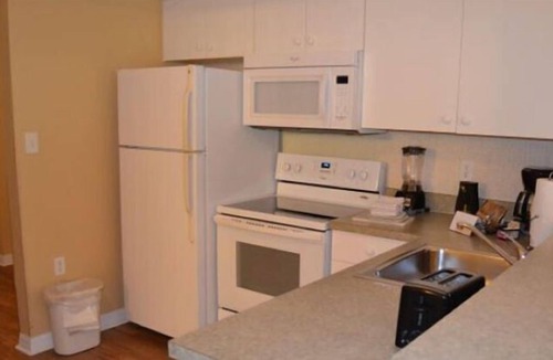 West Kissimmee Condo | Liki Tiki Village 1br suite, Saturday check-in