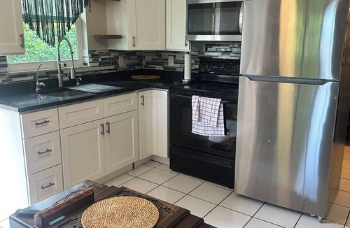 Golden Gate Apartment | Lil Boho Chic, A Charming 1-bedroom apartment in Naples.