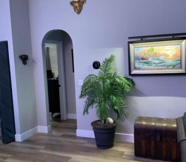 Trailer Estates House | Lions Den. private room in shared home