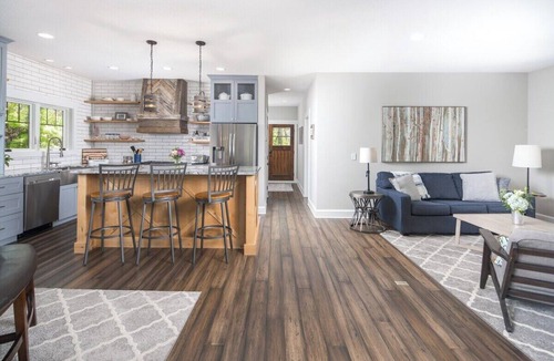 Brevard House | Little Bear Lodge Near Dupont State Forest