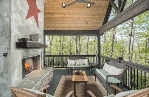 Brevard House | Little Bear Lodge Near Dupont State Forest