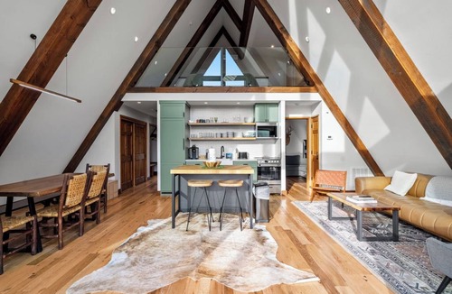 Gatlinburg Cabin | Little Fox Hideaway: A-Frame Charm, Stunning Views