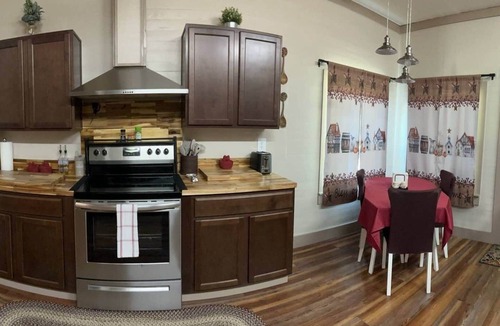 Williston House | Little Gem House