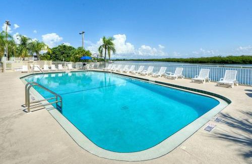 Ruskin Apartment | Little Harbor Resort #206 Tampa Bay FL Beach, Bayview, 2 Pools