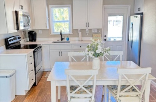 Hills T P House | Little Pearl Beach House