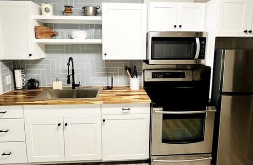 West Columbia House | Little White Cottage