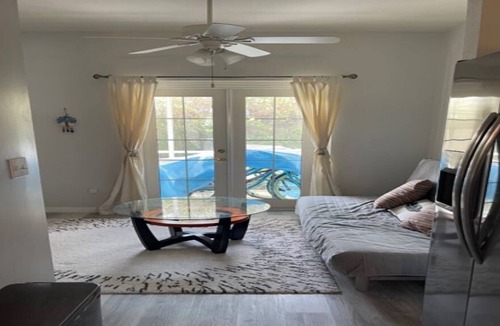 Pelican Bay Condo | Live and play at Pelican Bay! Private beach & tennis Close to Artis & Mercato!