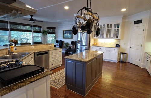 Duluth House | Live in a mansion near the city, offering a resort-style setup.