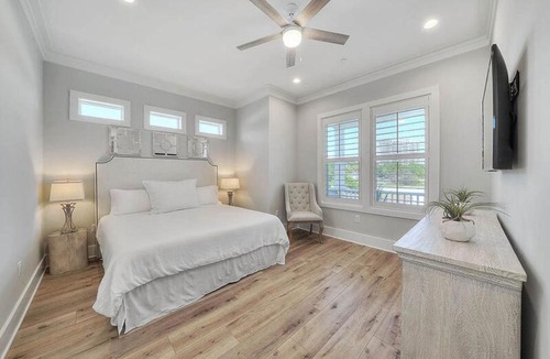 Gulf Pines House | Live It Well by Five Star Properties