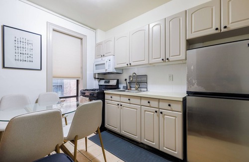 Bloomingdale Apartment | Live Upper West Side Manhattan on a Budget