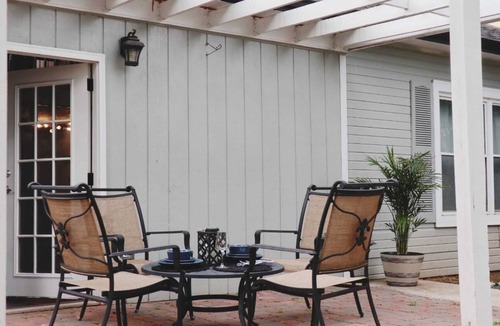Marietta House | Locally Owned Home Close to East Cobb Sports Complex