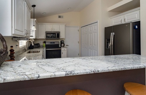 Mount Dora House | Located in Beautiful Country Club of Mount Dora