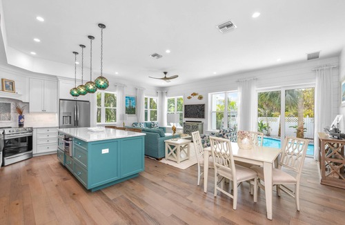 Captiva House | Located in Captiva Village! Beautifully Designed Pool Home
