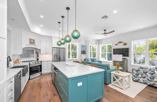 Captiva House | Located in Captiva Village! Beautifully Designed Pool Home