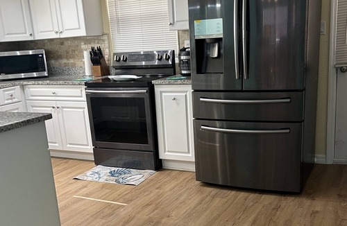 Yankeetown House | Located just across from Withlacoochee River and Marina