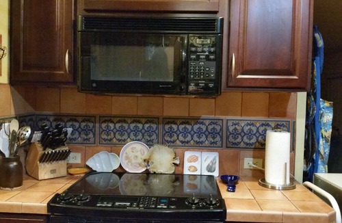 Hudson House | Located on the Canal, 5 minutes from the Gulf. Seniors Welcome. Available 1/19