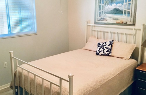 Biggar Condo | Location!! 2 Miles to Beach...Lakefront Condominium.