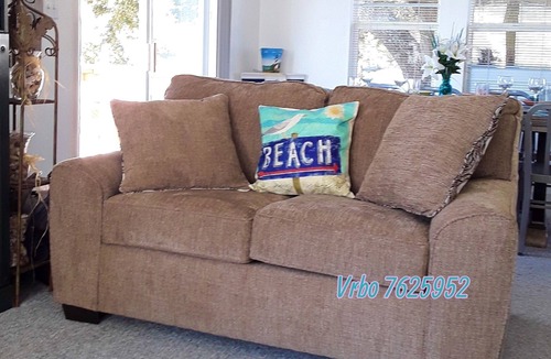 Surfside Beach House | Location! 2 Min Walk to Beach WaterPark Splash Pad New Reno